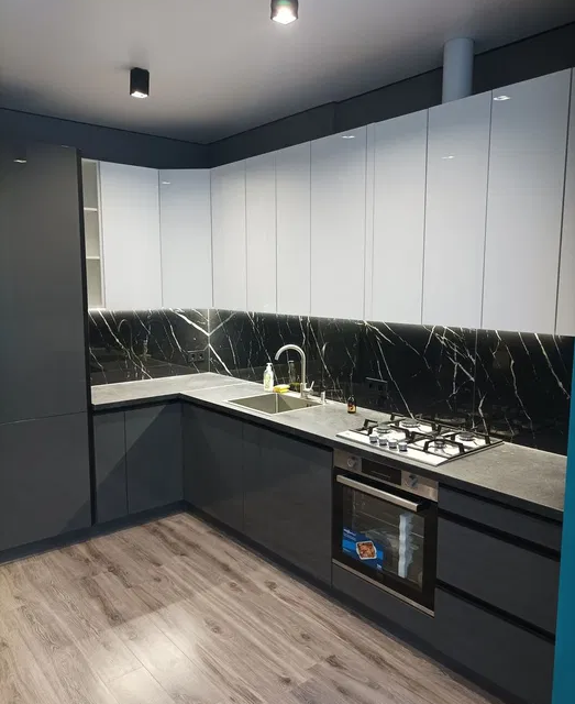 Сдаётся 2-комнатная квартира, 55.8 м²