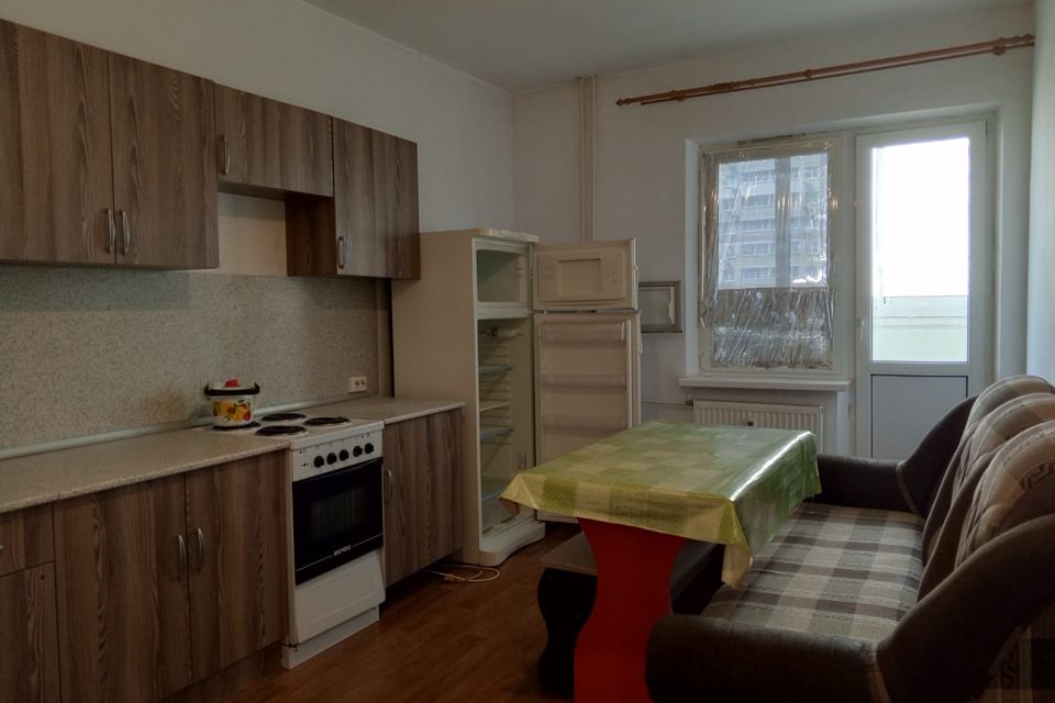 Сдаётся 2-комнатная квартира, 64 м²