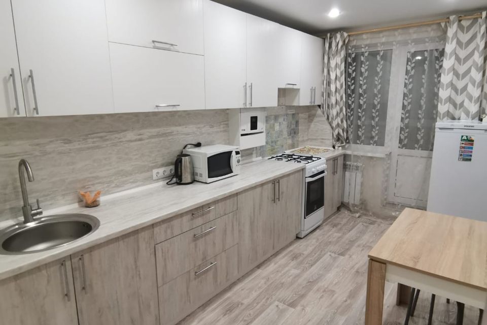 Сдаётся 1-комнатная квартира, 40 м²