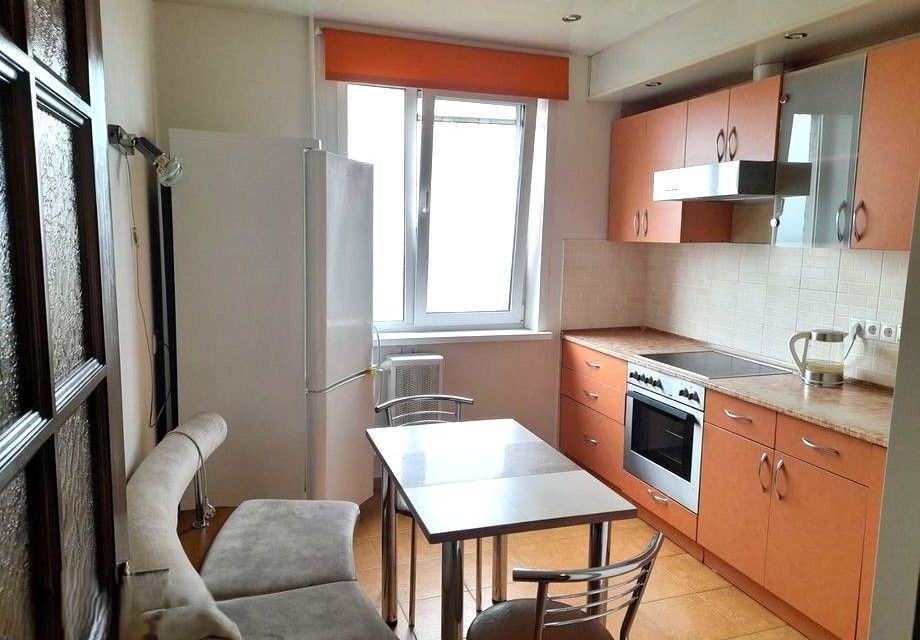 Сдаётся 2-комнатная квартира, 49.3 м²