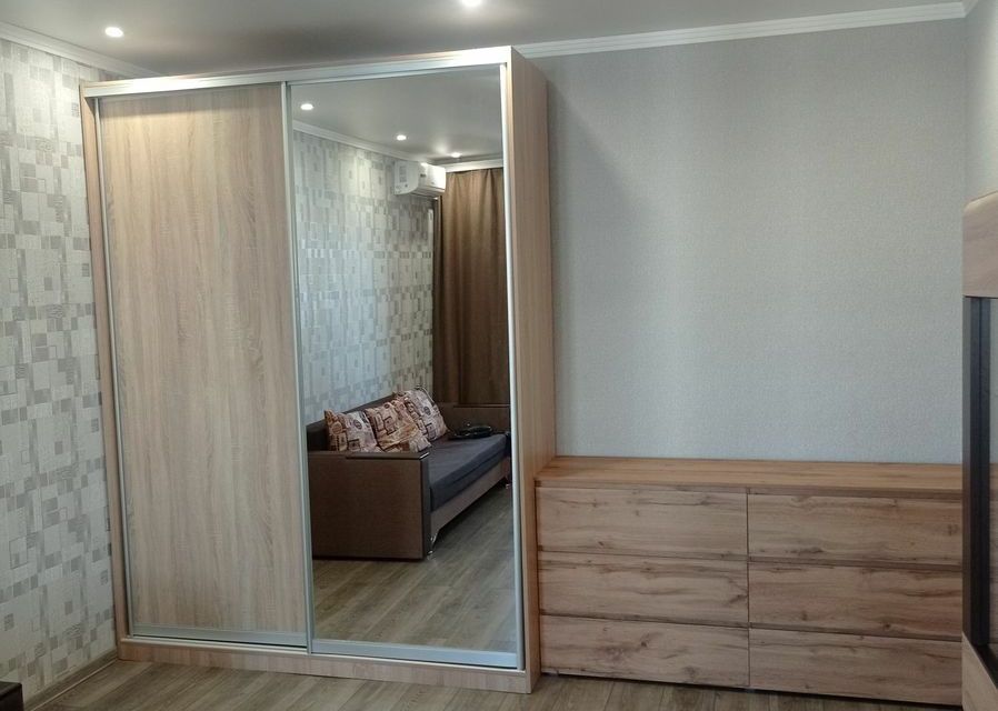 Сдаётся 1-комнатная квартира, 38 м²