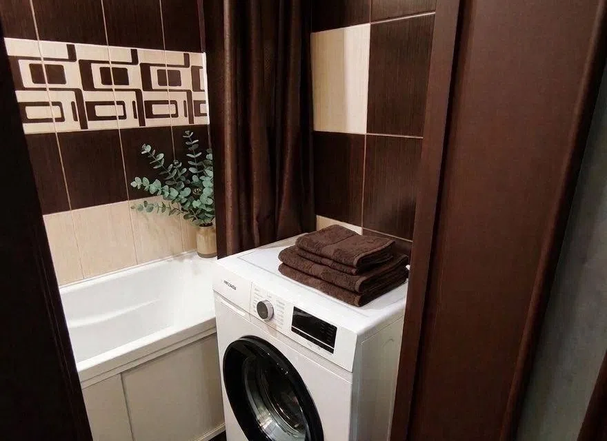 Сдаётся 2-комнатная квартира, 57 м²