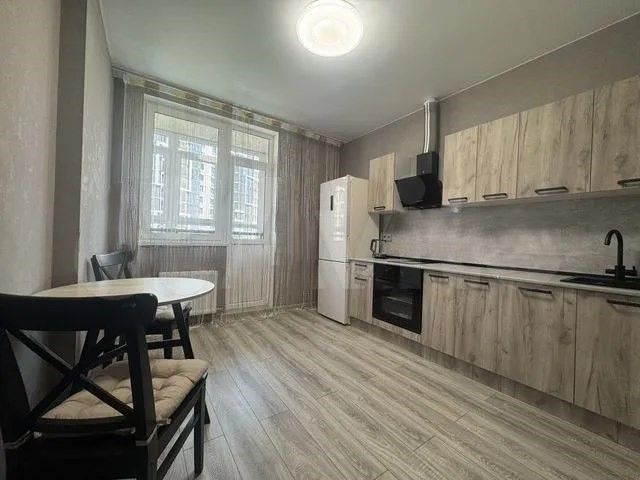 Сдаётся 1-комнатная квартира, 37 м²