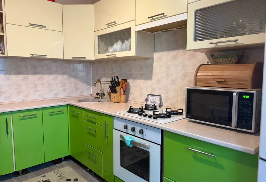 Сдаётся 3-комнатная квартира, 58 м²