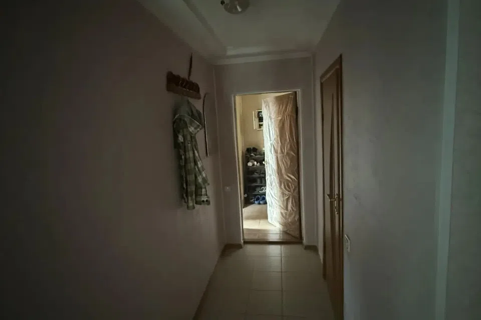 Сдаётся 2-этажный дом, 140 м²