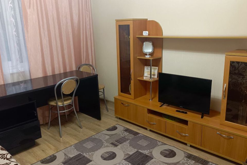 Сдаётся 2-комнатная квартира, 40 м²