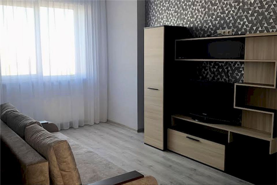 Сдаётся 2-комнатная квартира, 55 м²