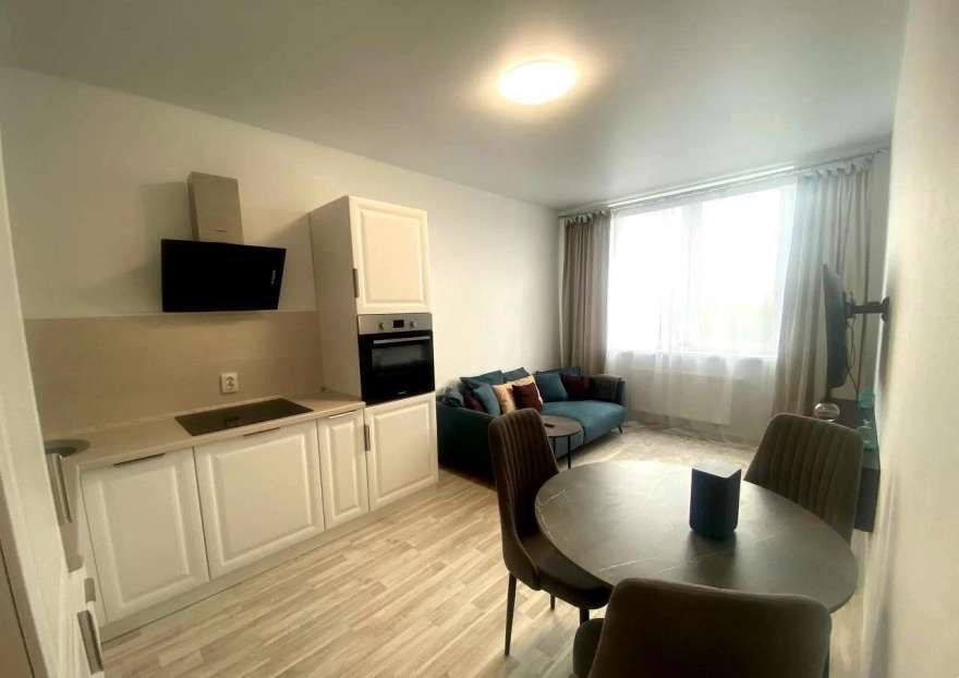 Сдаётся 2-комнатная квартира, 53 м²