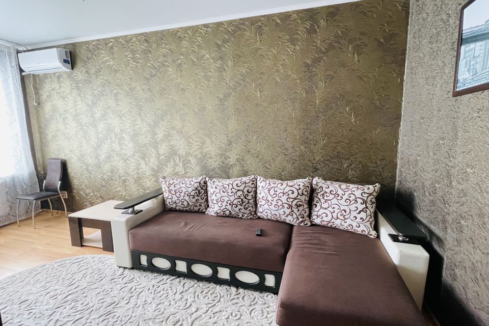 Сдаётся 1-комнатная квартира, 45 м²