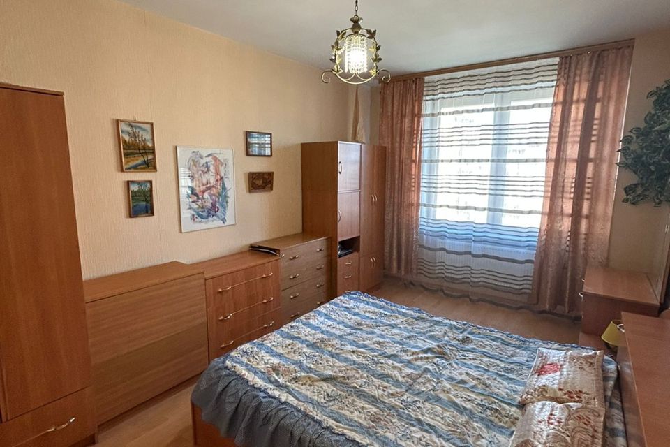 Сдаётся 2-комнатная квартира, 65 м²