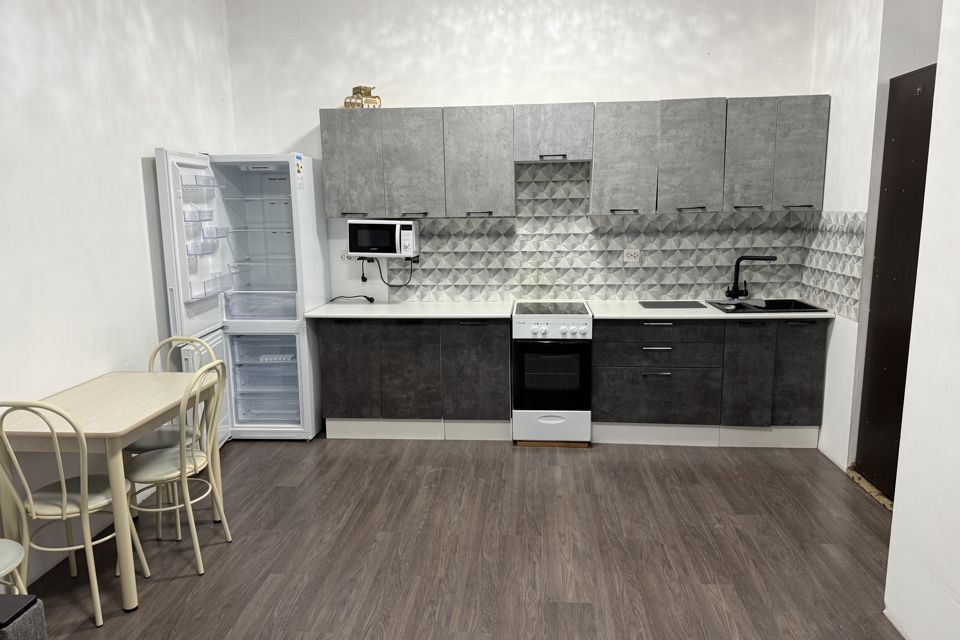 Сдаётся 2-комнатная квартира, 58.5 м²