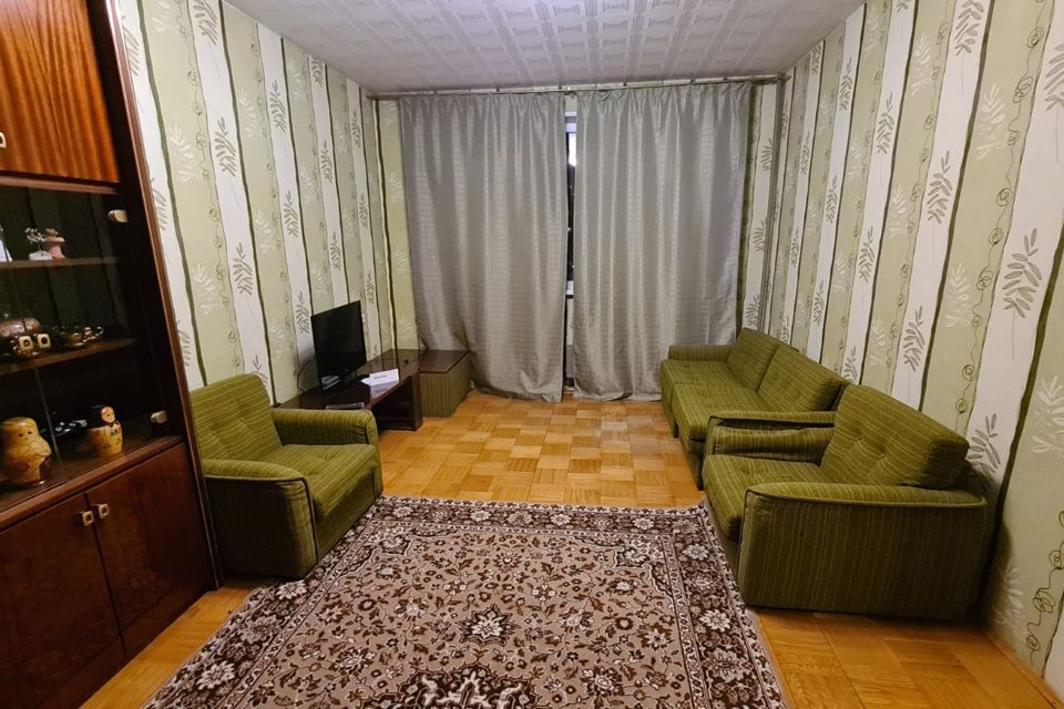 Сдаётся 1-комнатная квартира, 38 м²