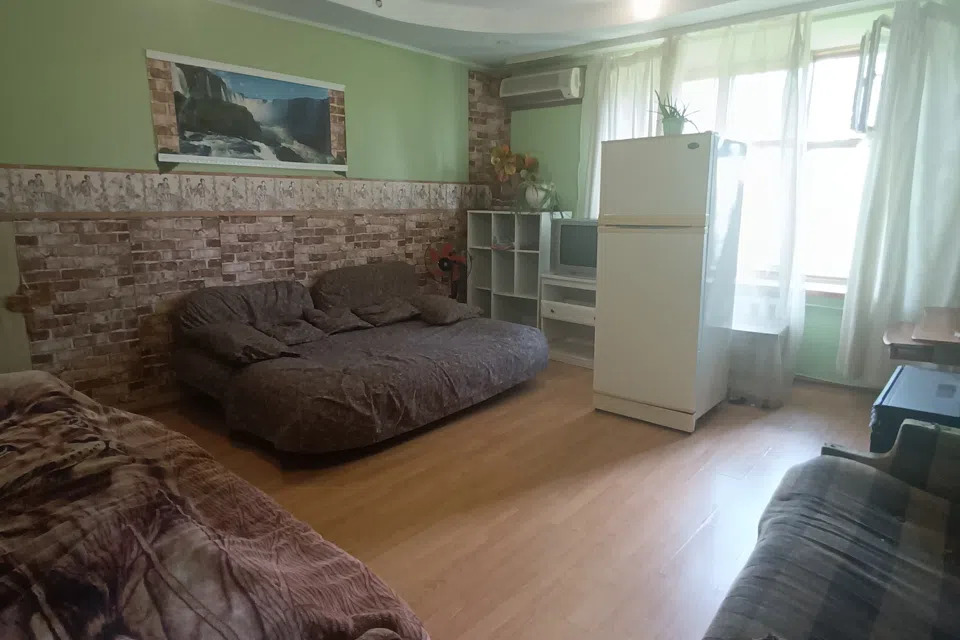 Сдаётся 2-комнатная квартира, 55 м²