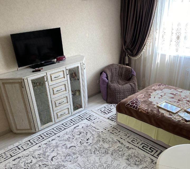 Сдаётся 1-комнатная квартира, 44 м²
