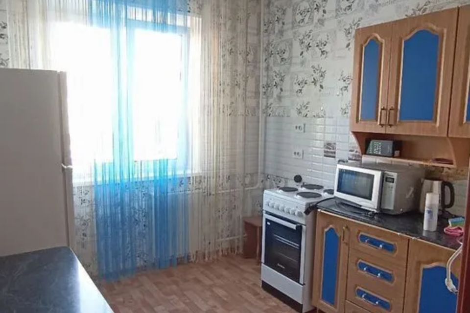 Сдаётся 2-комнатная квартира, 56.8 м²