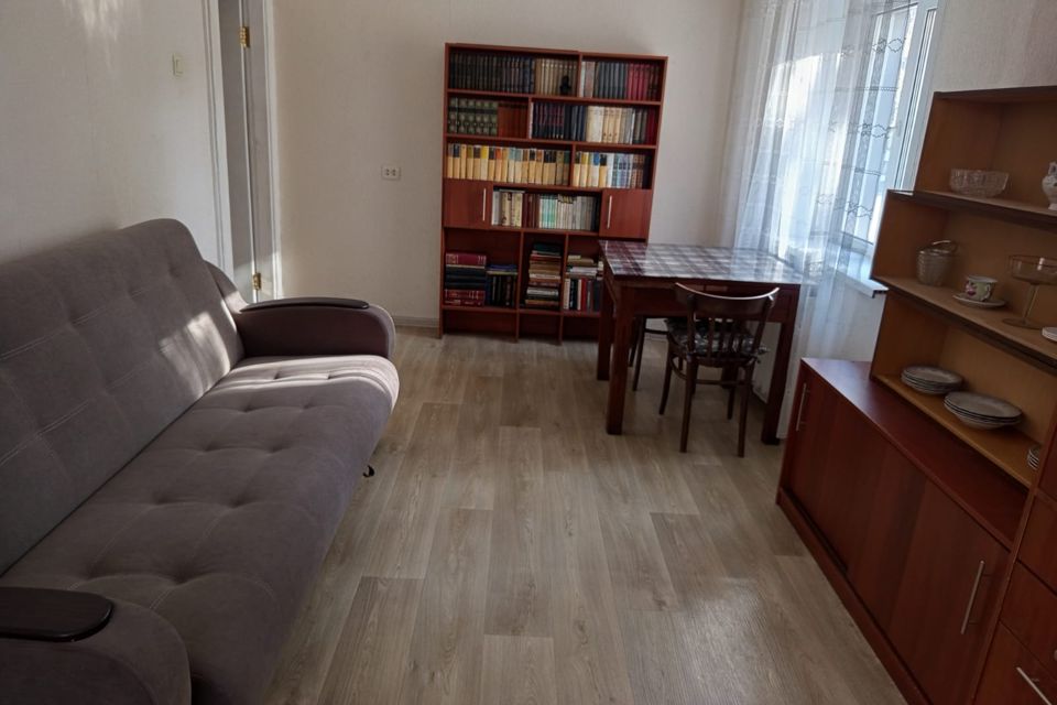 Сдаётся 2-комнатная квартира, 44 м²