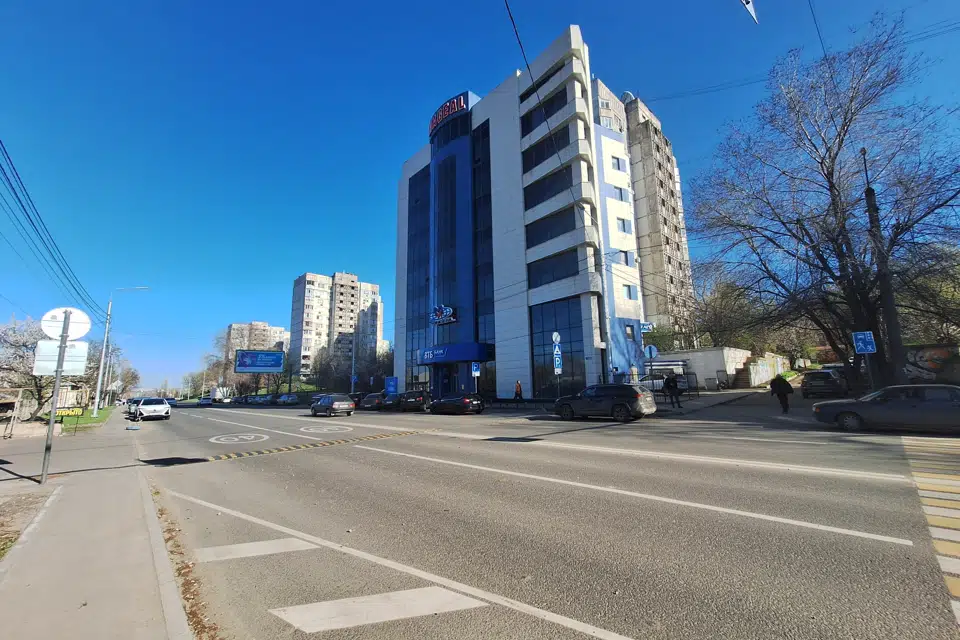 Сдаётся офис, 238 м²