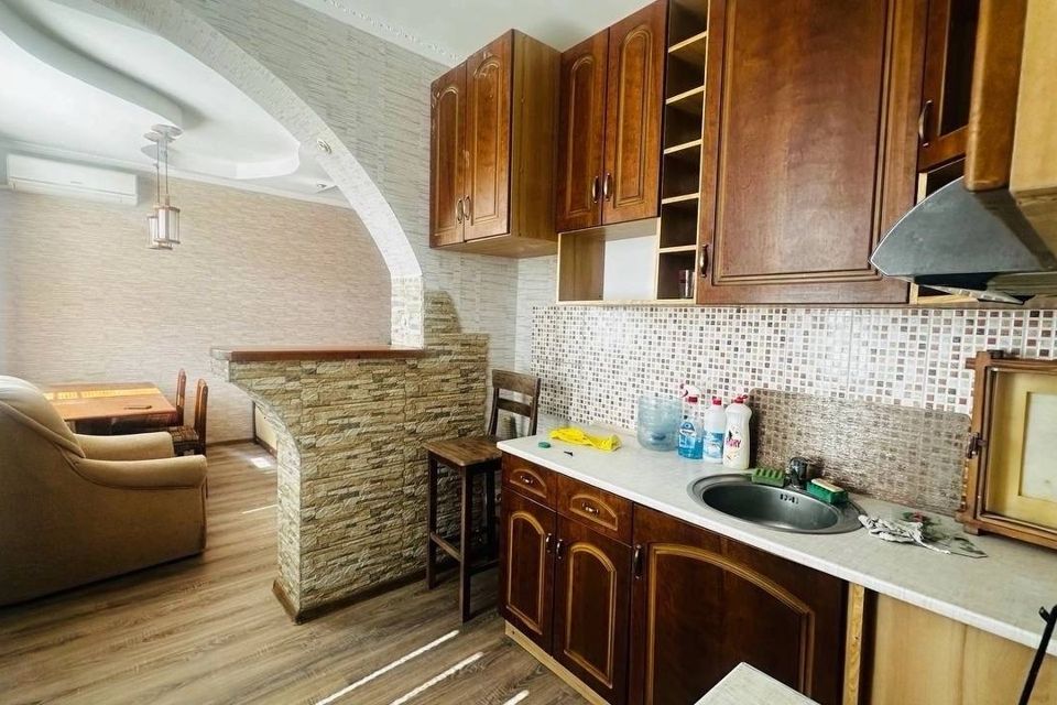 Сдаётся 2-комнатная квартира, 52 м²