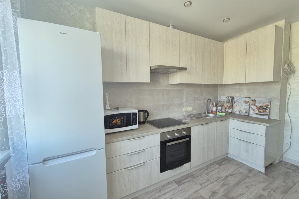 Сдаётся 1-комнатная квартира, 38 м²