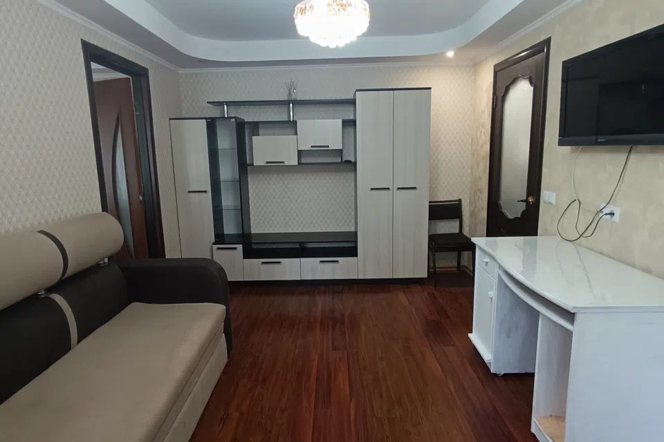 Сдаётся 2-комнатная квартира, 55 м²