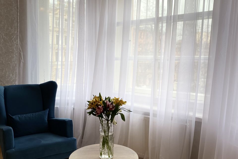 Сдаётся 3-комнатная квартира, 98 м²