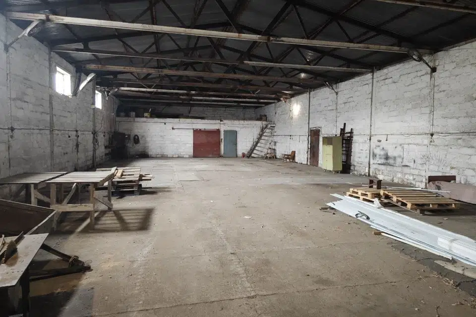 Сдаётся помещение своб. назначения, 300 м²