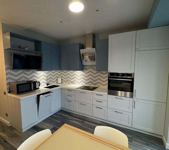 Сдаётся 1-комнатная квартира, 42 м²