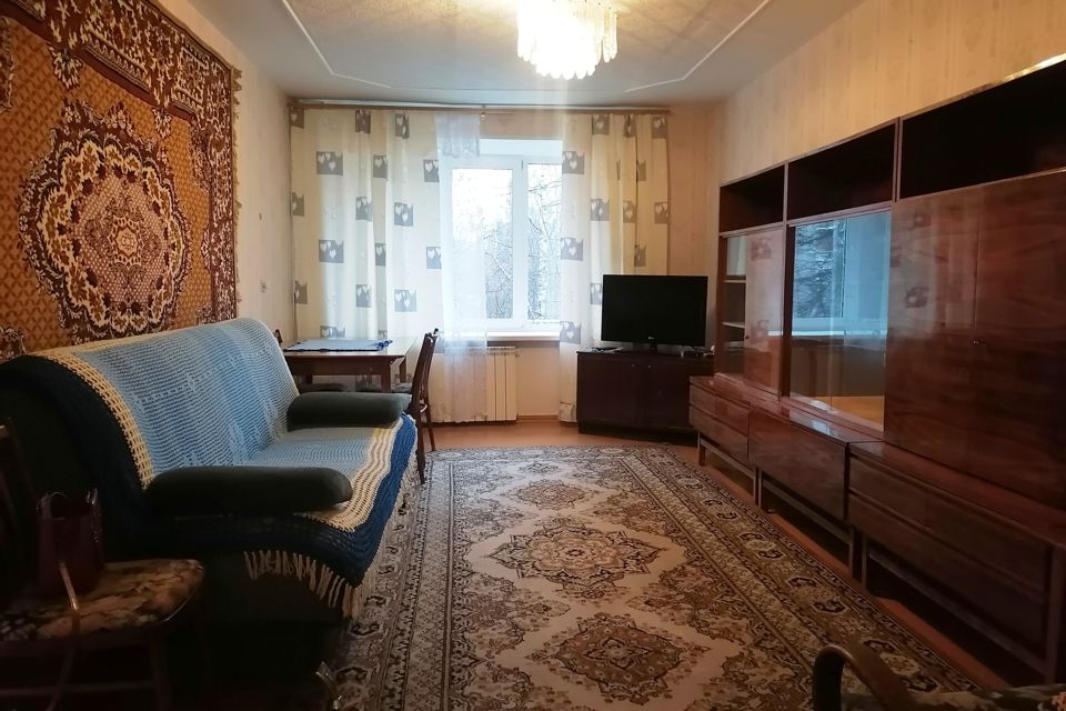 Сдаётся 3-комнатная квартира, 59.8 м²