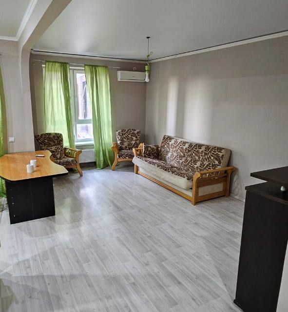 Сдаётся 2-комнатная квартира, 60 м²