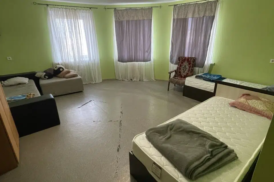 Сдаётся 2-комнатная квартира, 76 м²