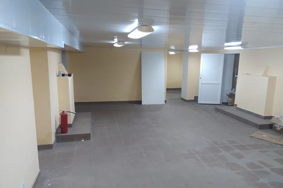 Сдаётся помещение своб. назначения, 285.8 м²