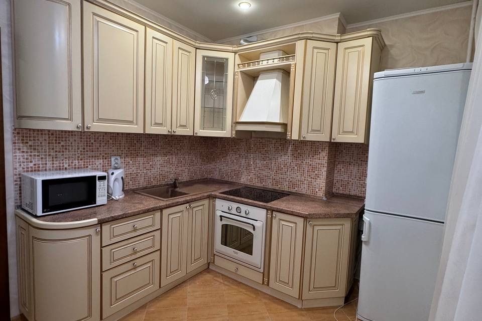 Сдаётся 1-комнатная квартира, 38 м²