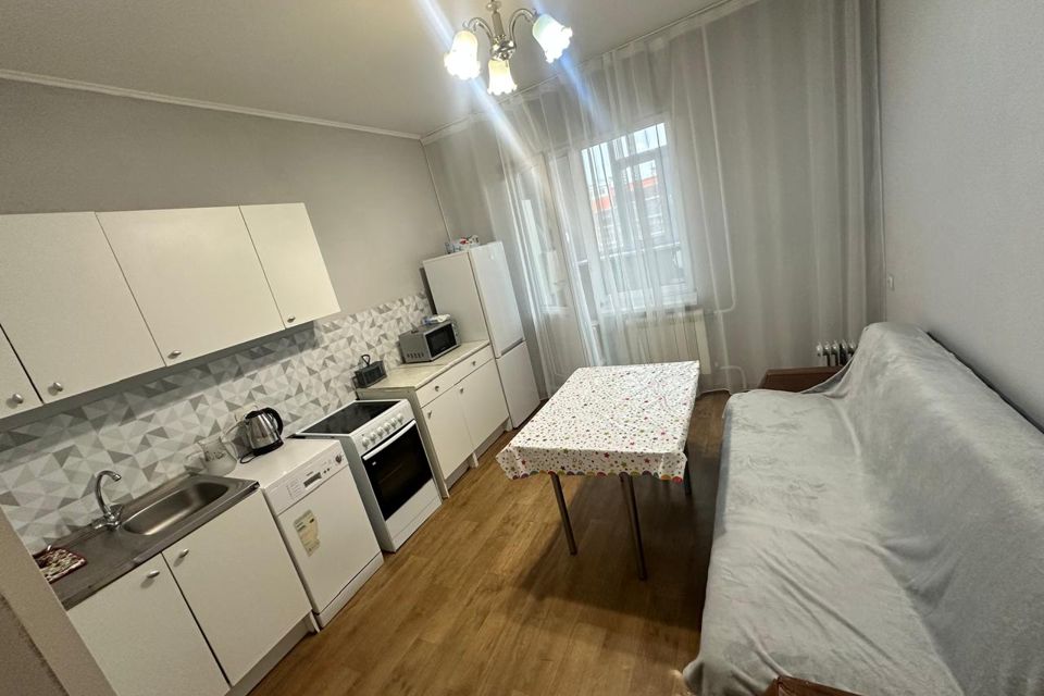 Сдаётся 1-комнатная квартира, 49 м²