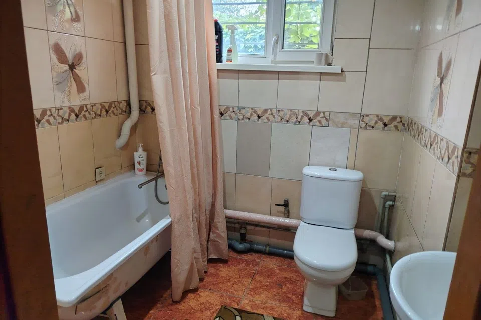 Сдаётся 1-этажный дом, 75 м²