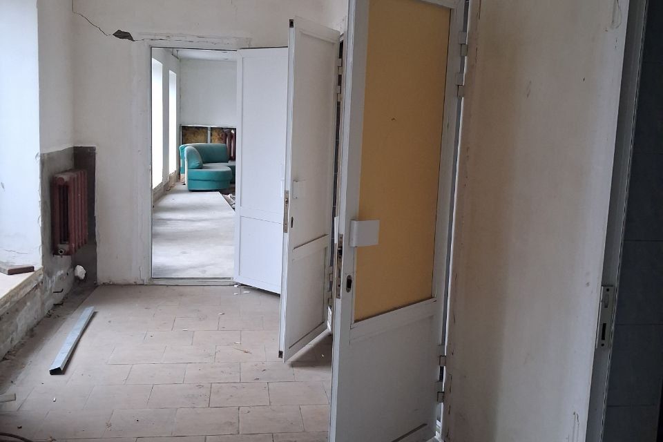 Сдаётся помещение своб. назначения, 700 м²