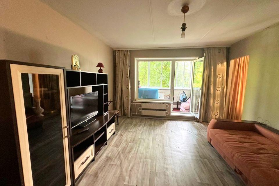 Сдаётся 1-комнатная квартира, 37 м²
