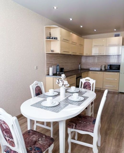 Сдаётся 2-комнатная квартира, 64 м²