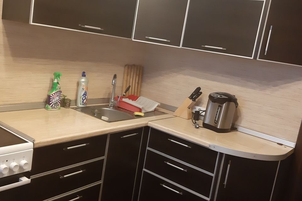 Сдаётся 2-комнатная квартира, 52.6 м²