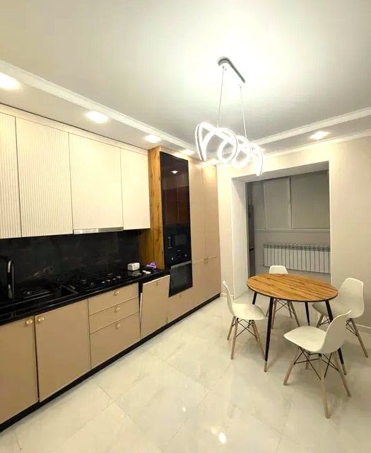 Сдаётся 2-комнатная квартира, 55 м²