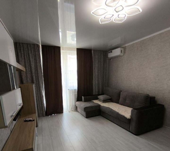 Сдаётся 1-комнатная квартира, 40 м²