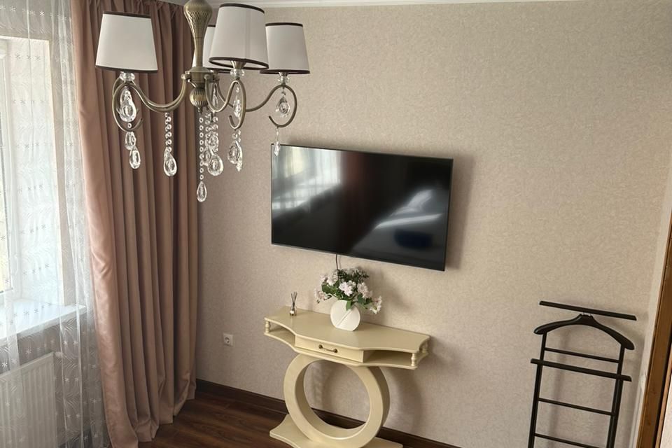 Сдаётся 1-комнатная квартира, 50 м²