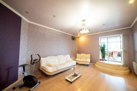 Сдаётся 2-комнатная квартира, 76.8 м²