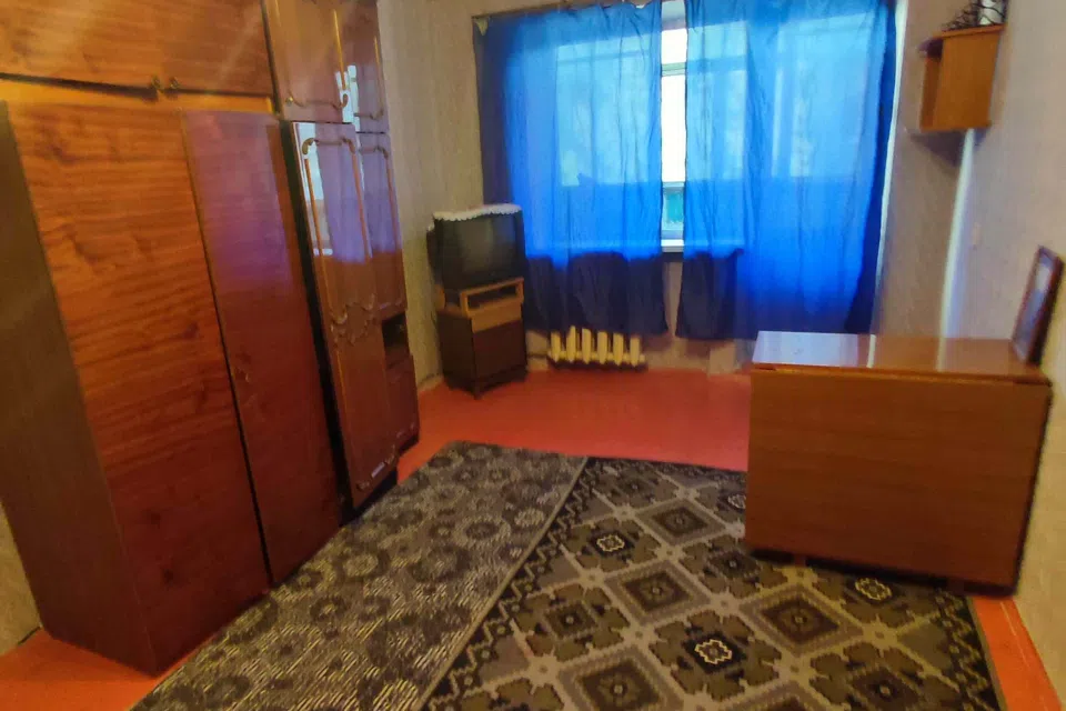 Сдаётся 1-комнатная квартира, 32 м²