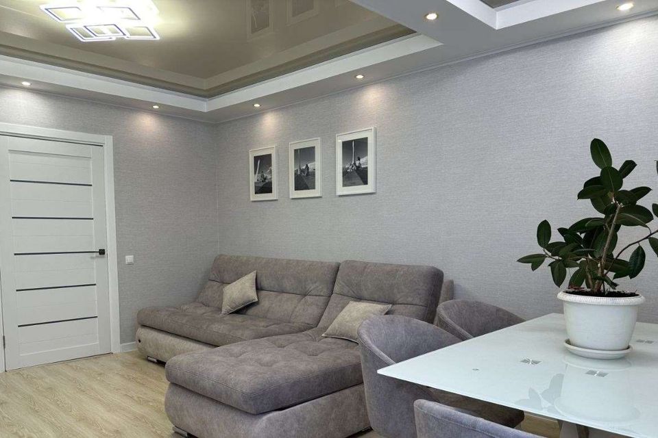 Сдаётся 2-комнатная квартира, 49 м²