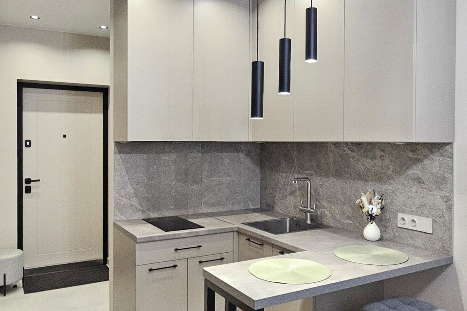 Сдаётся 2-комнатная квартира, 65 м²