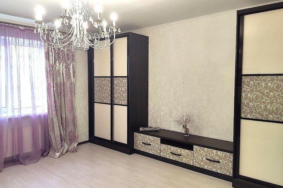 Сдаётся 2-комнатная квартира, 54 м²