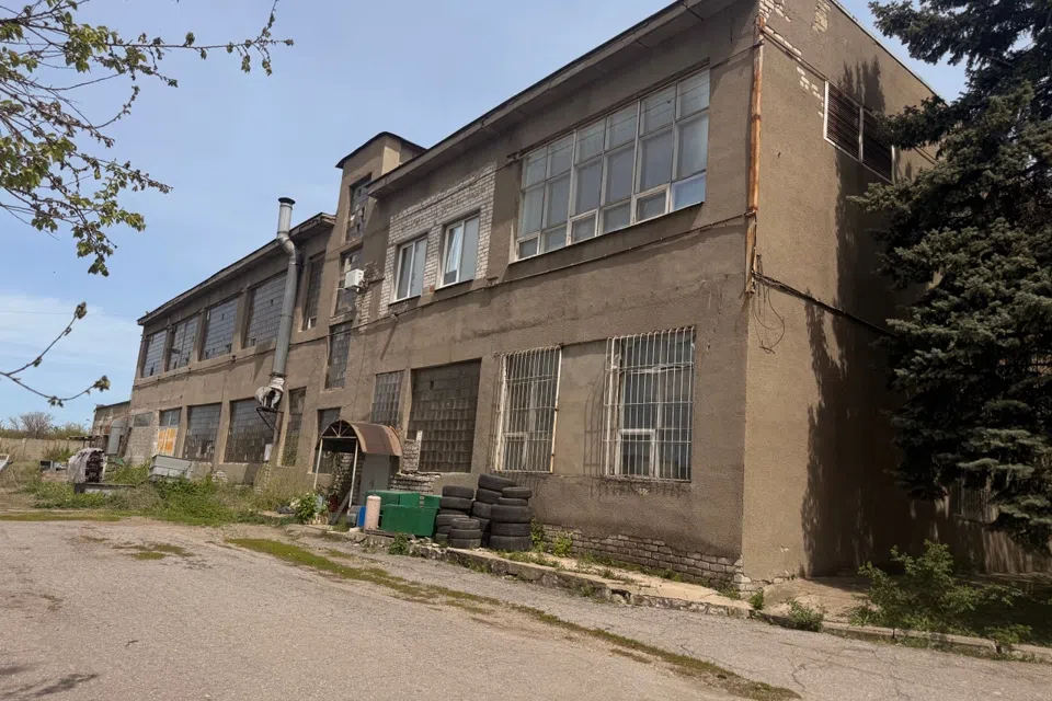 Сдаётся производственное помещение, 1400 м²