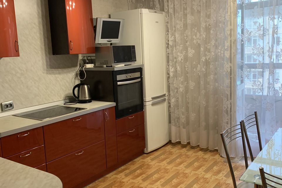 Сдаётся 1-комнатная квартира, 46 м²