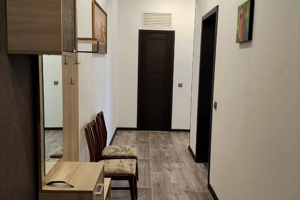 Сдаётся 2-комнатная квартира, 78 м²