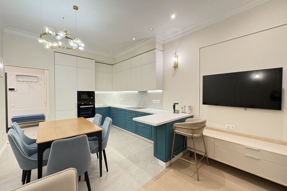 Сдаётся 2-комнатная квартира, 75 м²